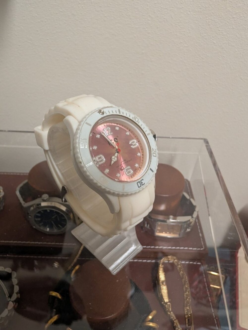 ICE-Watch White & Pink Quartz Watch – 10 ATM – Fresh Battery – Serviced